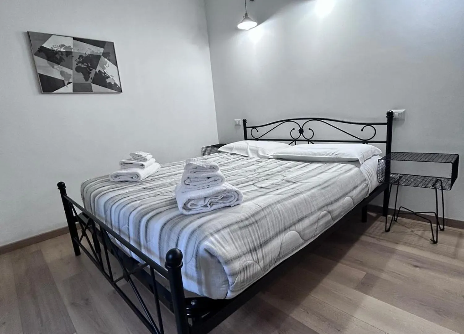 Maison Vaticana Guest House Rome 2*,  Italy