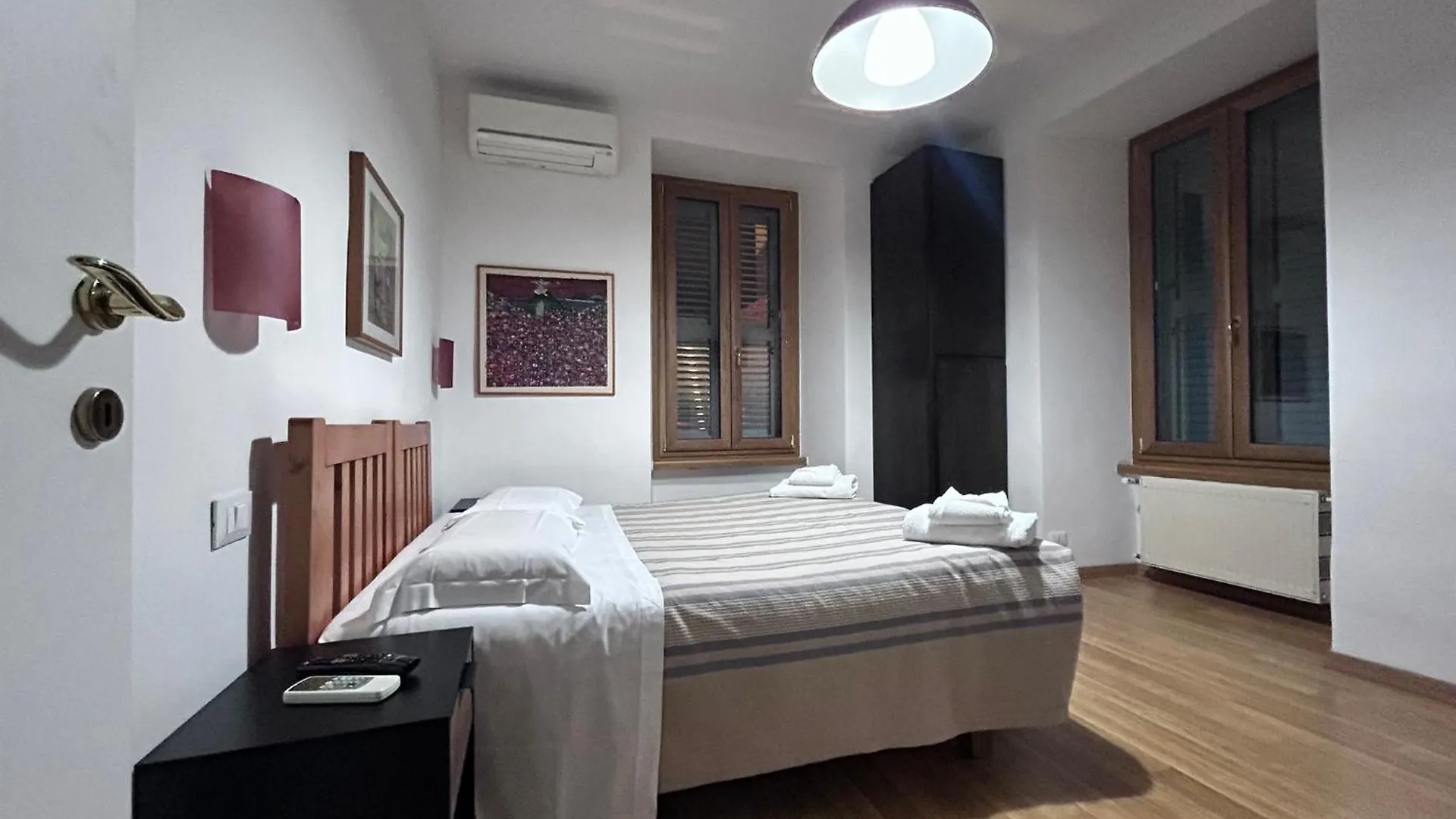 Maison Vaticana Guest House Rome Italy